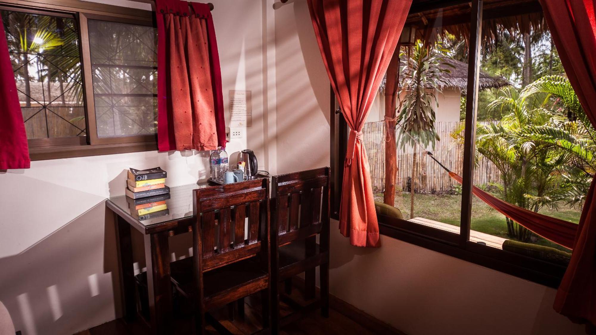 Baan Manali Resort Thongsala Phòng bức ảnh